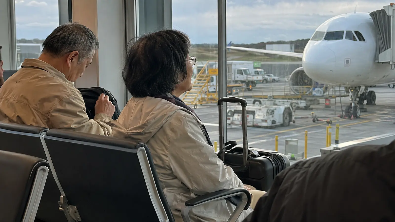 airport travel after cataract surgery - Illustrative Image