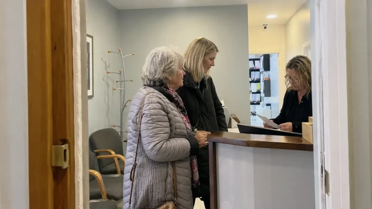 private eye clinic insurance appointment - Illustrative Image