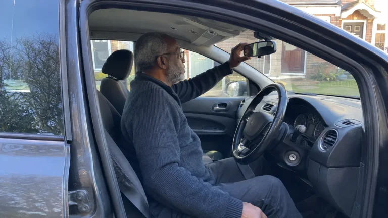 returning to driving after cataract surgery - Illustrative Image