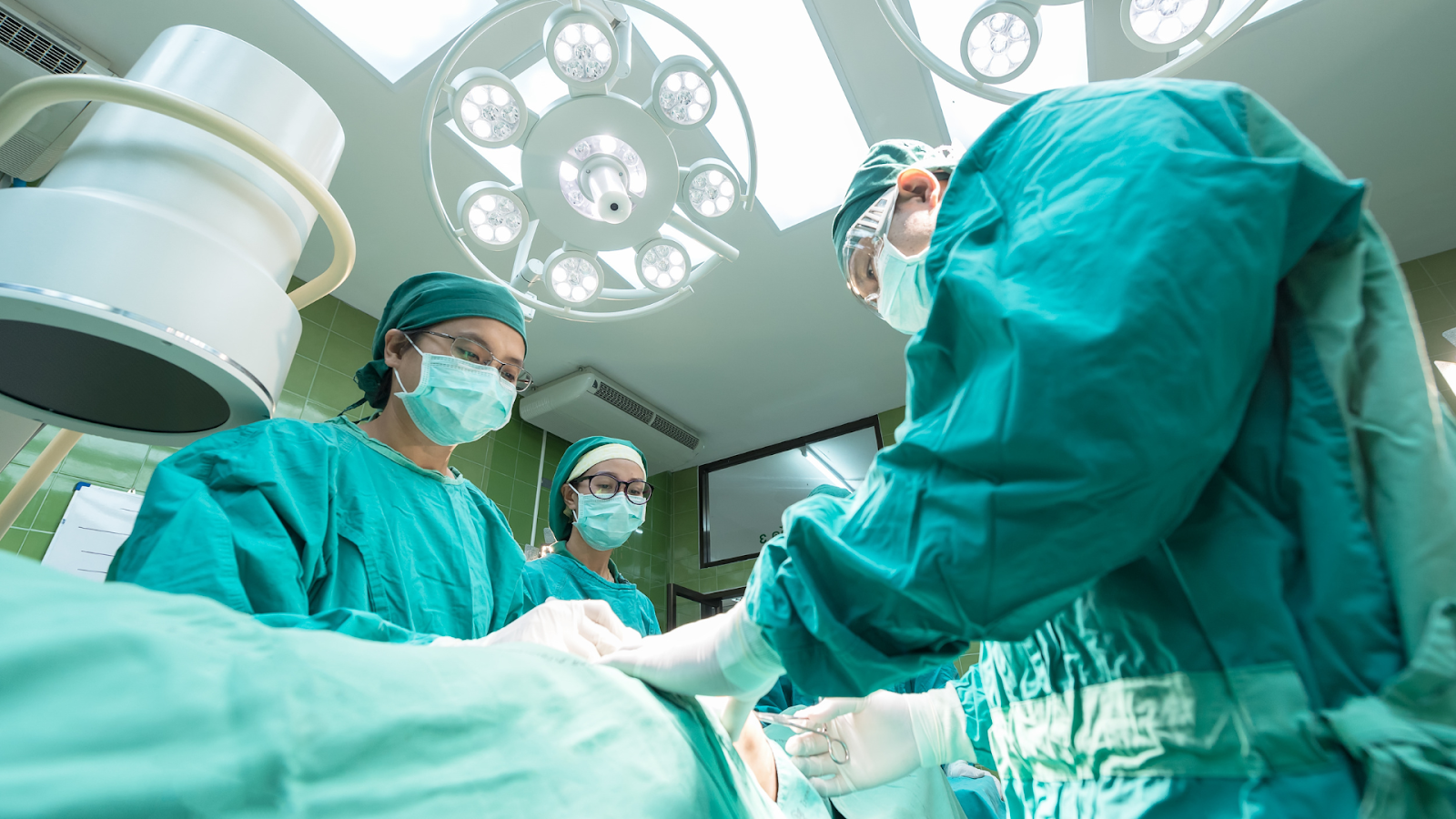 Causes and Solutions for Blurry Vision After Cataract Surgery
